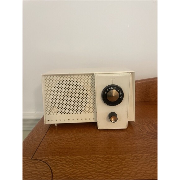 Vintage Westinghouse Radio Model H743T4 Shadow White Working Beautiful Condition